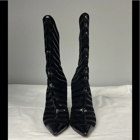 ❤️Authentic 🖤 Christian Louboutins mid calf Bootie - Picture 2 of 12